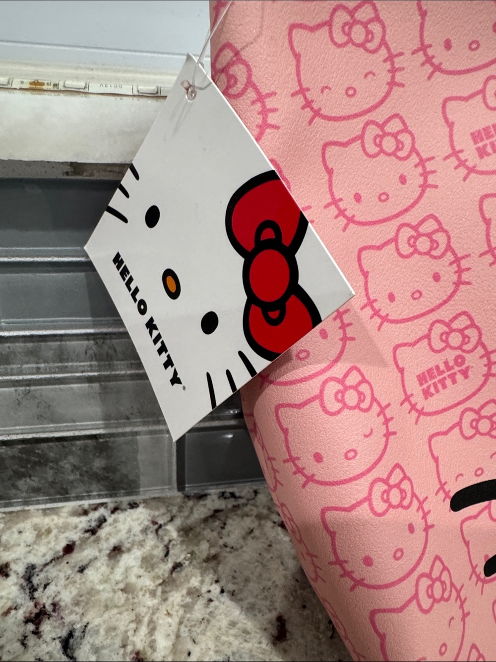 Hello Kitty Pink🎀 Pouch with Bow Accent - Picture 3 of 8